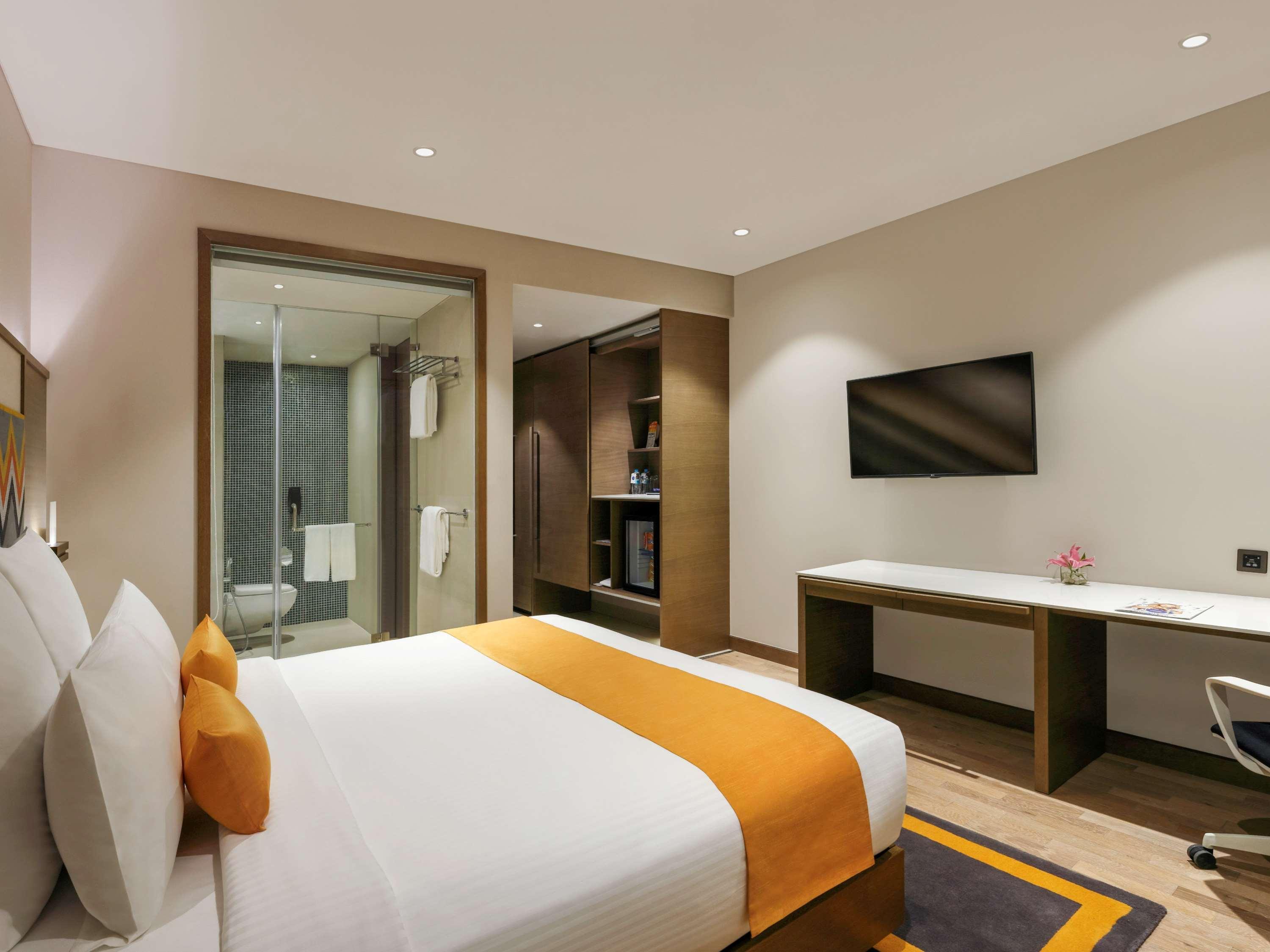 Novotel Guwahati Gs Road Extérieur photo