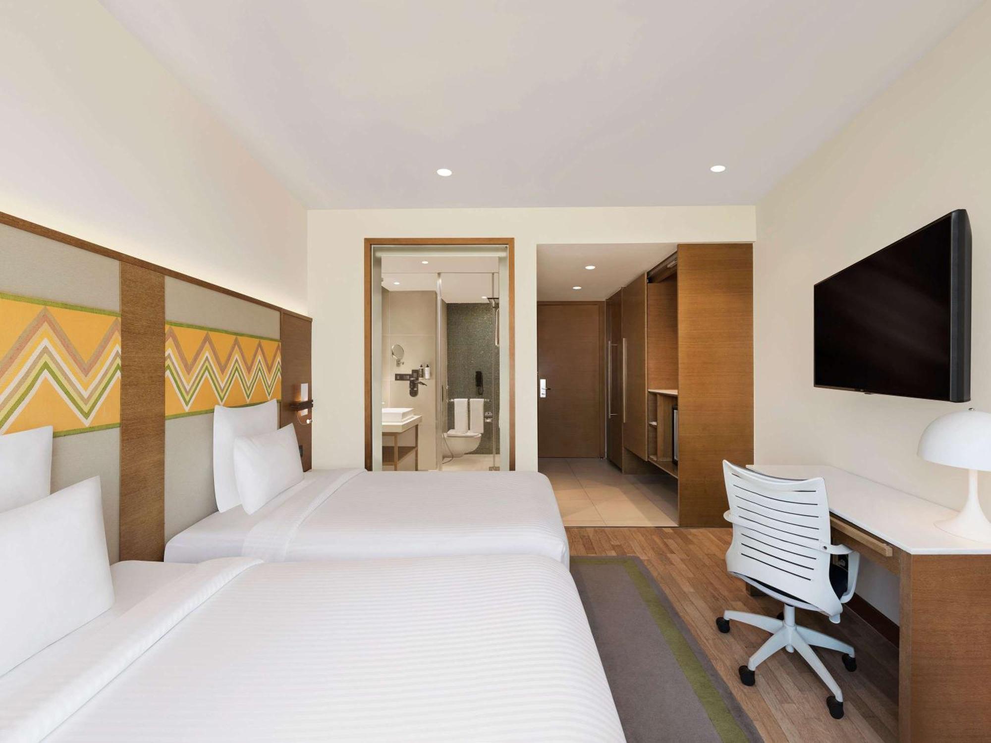 Novotel Guwahati Gs Road Extérieur photo