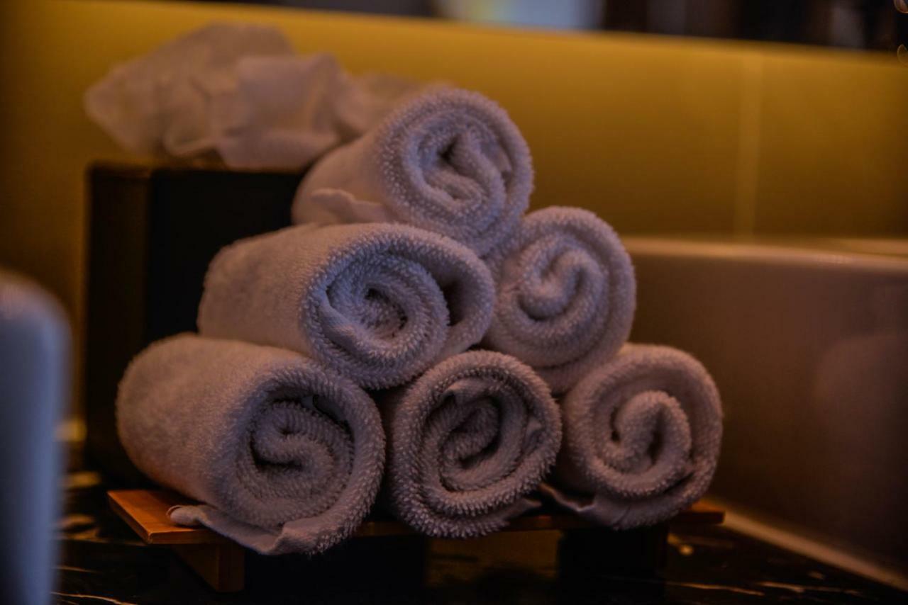 Novotel Guwahati Gs Road Extérieur photo